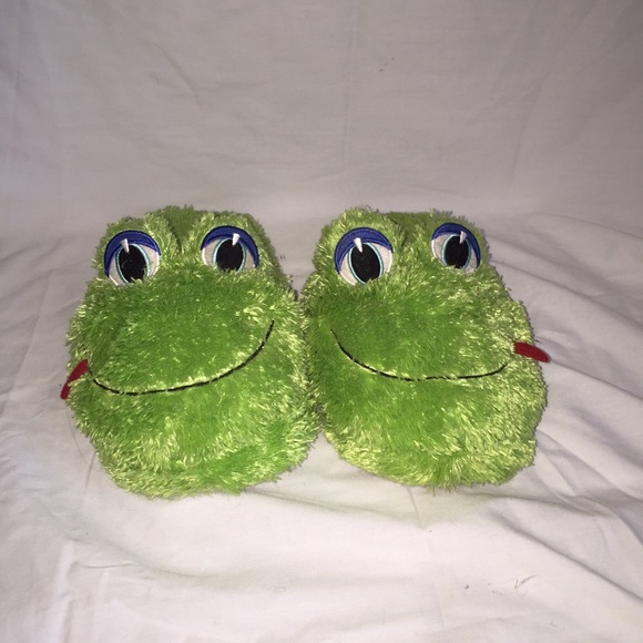 WORN ONCE!! Green frog slippers