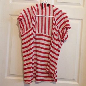 Light knit short sleeved sweater