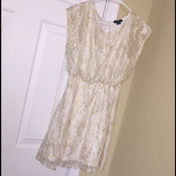 White dress with gold accent!! Sz S