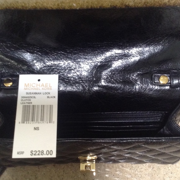 🎉SOLD🎉M KORS Authentic NEW Susannah Lock Clutch - Picture 4 of 4