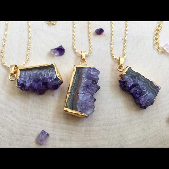 💕HOST PICK✌️Amethyst Slice Necklace (LAST ONE) - Picture 2 of 2