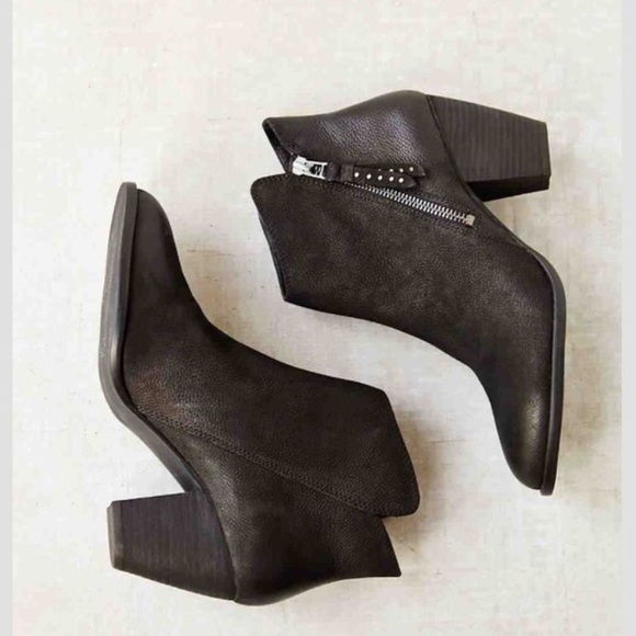 Steve Madden Ankle booties