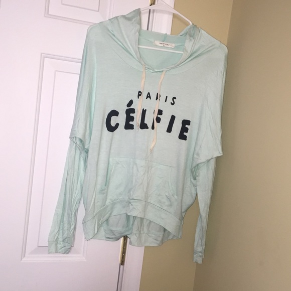 Mint green light hoodie! Size M!