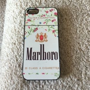 Marlboro iPhone 5/5s case📱