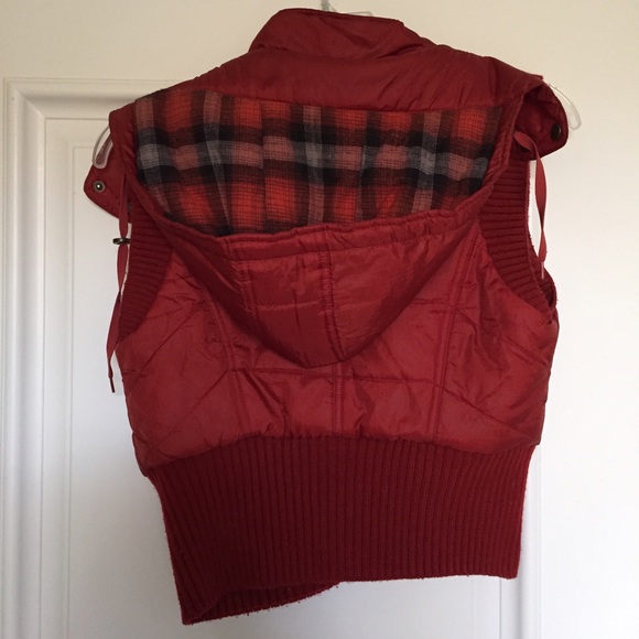 FREE PEOPLE red plaid vest!!