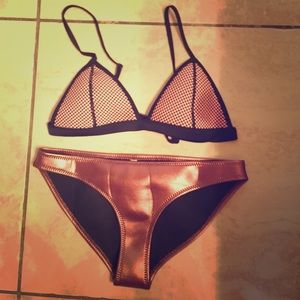 Brand new & Trending WORLDS CUTEST SWIMSUIT!!