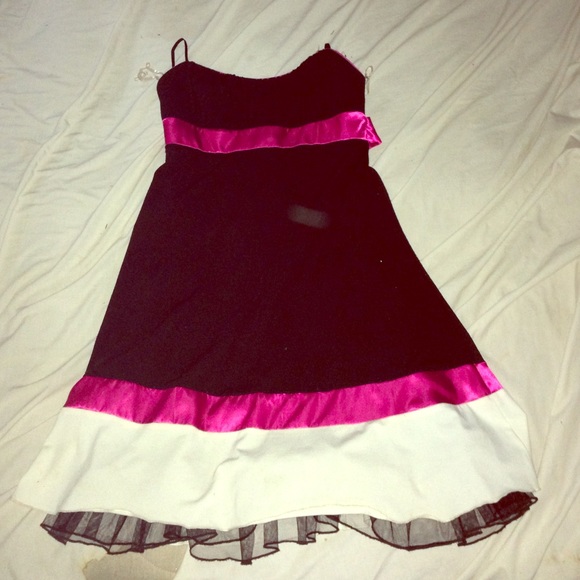 Homecoming/evening dress - Picture 1 of 1