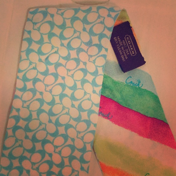 Coach scarf tie