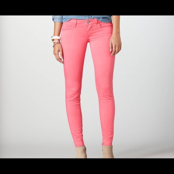 Pink American Eagle skinny jeans