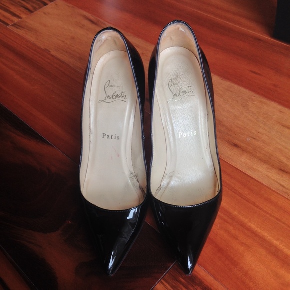 ❌SOLD🚫 💯 Christian Louboutin Heels - Picture 3 of 4
