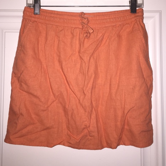NEVER WORN!! Forever 21 Orange cinch skirt