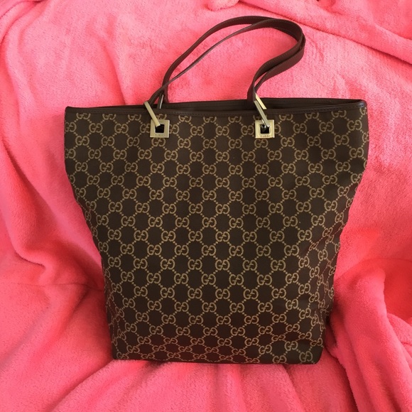 *sold* Authentic Gucci logo canvas leather  tote - Picture 1 of 4