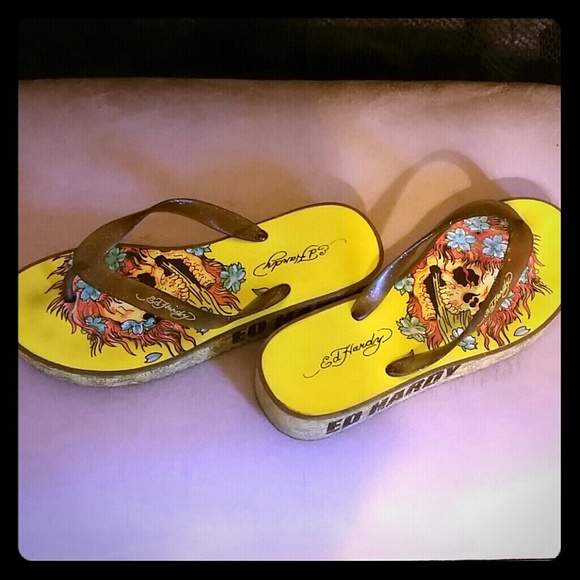 Ed Hardy Flip flops