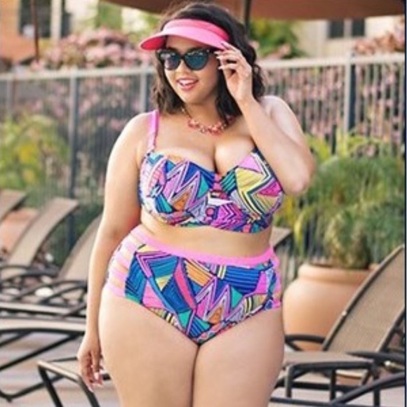 ⛔️SOLD⛔️Bikini - Picture 2 of 4