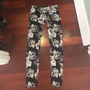 Flower leggings