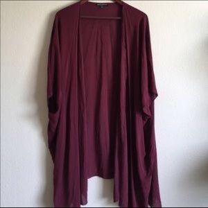 BRANDY MELVILLE KIMONO ON HOLD