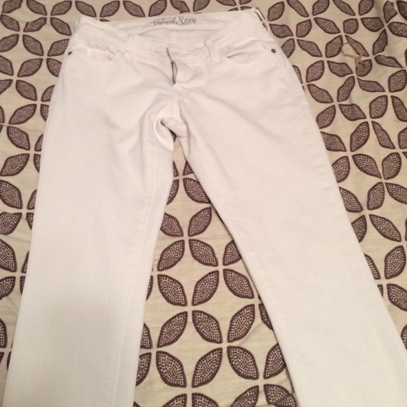 Old Navy Rockstar white jeans
