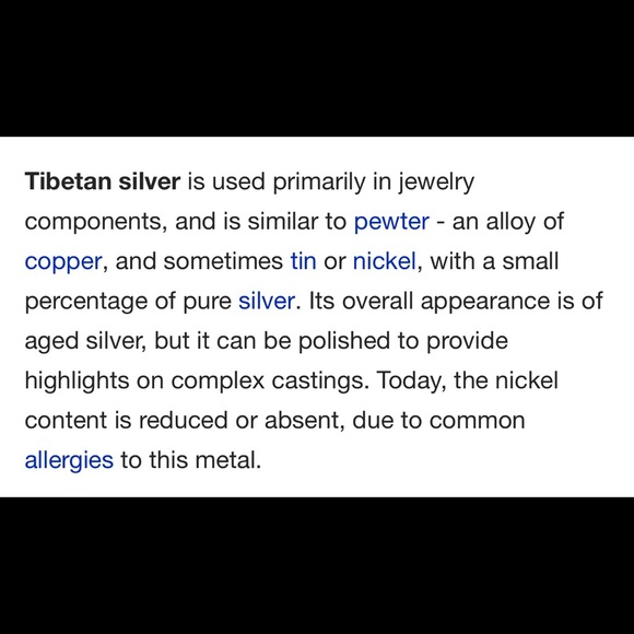 Silver Leafy Necklace - Picture 2 of 2