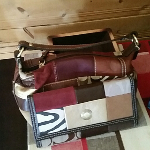 Coach handbag & wallet, like new.