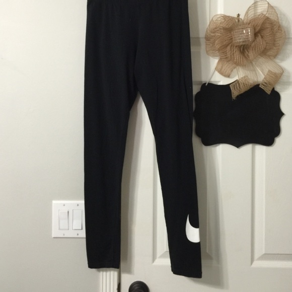 Nike workout pants