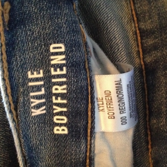 Jeans - Picture 2 of 3