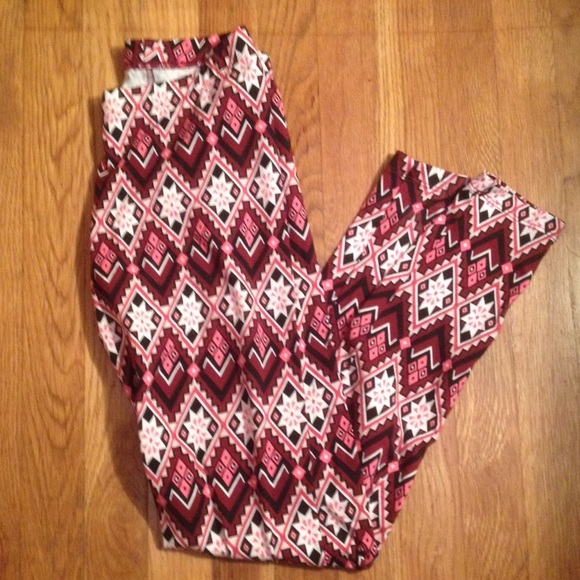 Charlotte Russe Pants - ⭐️New! Skinny Leggings!