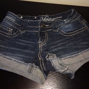 cute jean shorts!