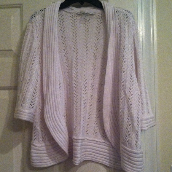 Peter Nygard white sweater