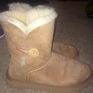 Bailey Button UGGS