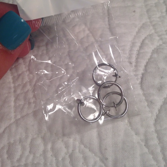 Set of 4 artificial nose/cartilage rings