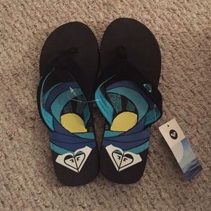 NWT Roxy Flip Flops/Sandals
