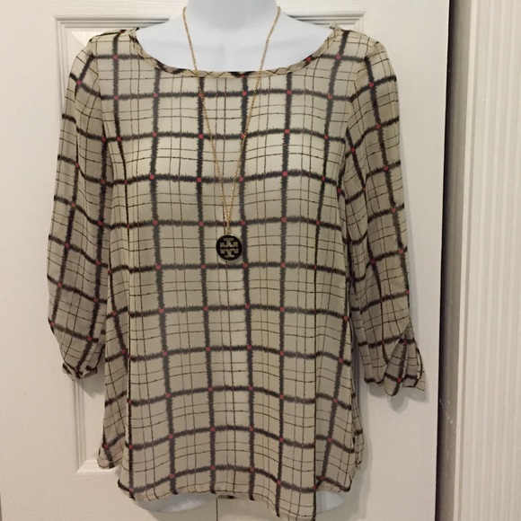 Square grid blouse
