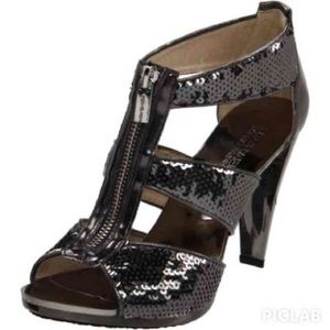 Michael Kors T-Strap Berkley