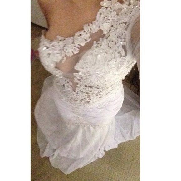 white Prom dress - Picture 3 of 4