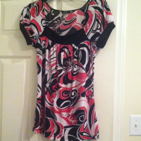 Perseption Concept dress top