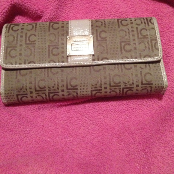 Liz Claiborne Wallet