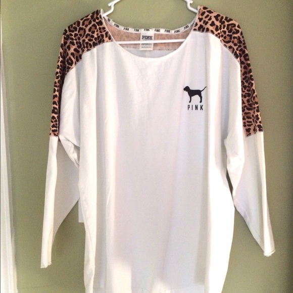 🚫Hold🚫 oversized pink shirt