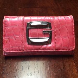 Guess wallet