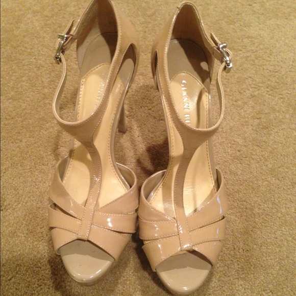 Gianni Bini nude pumps.