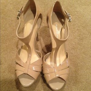 Gianni Bini nude pumps.