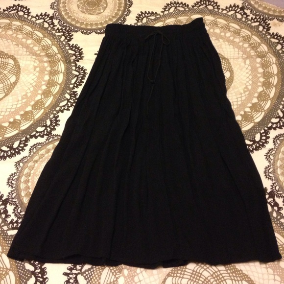 BCBG skirt