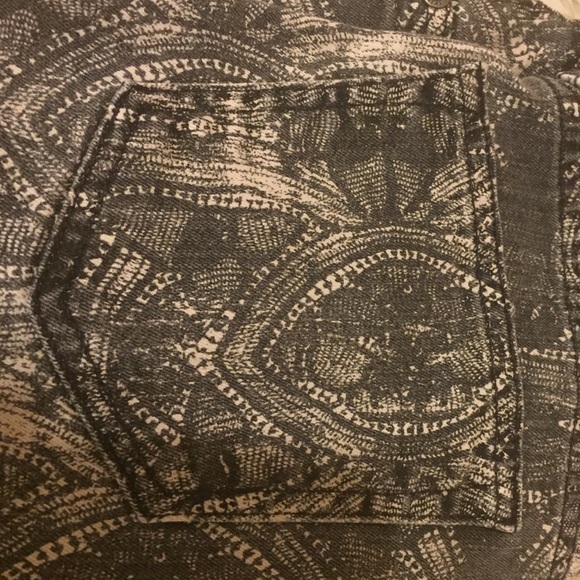 Final Rich & Skinny Marilyn Skinny Jeans Size 26 - Picture 4 of 4