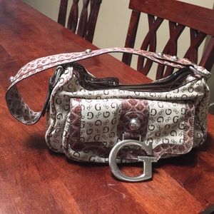 Guess purse& matching wallet
