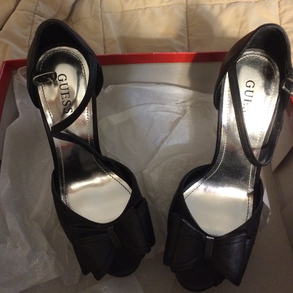 Black Mary Janes stilettos