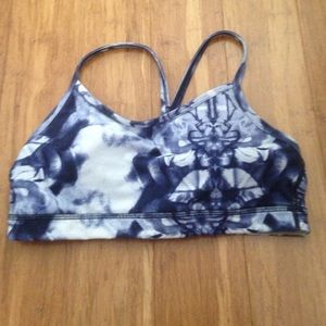 Lululemon sports bra