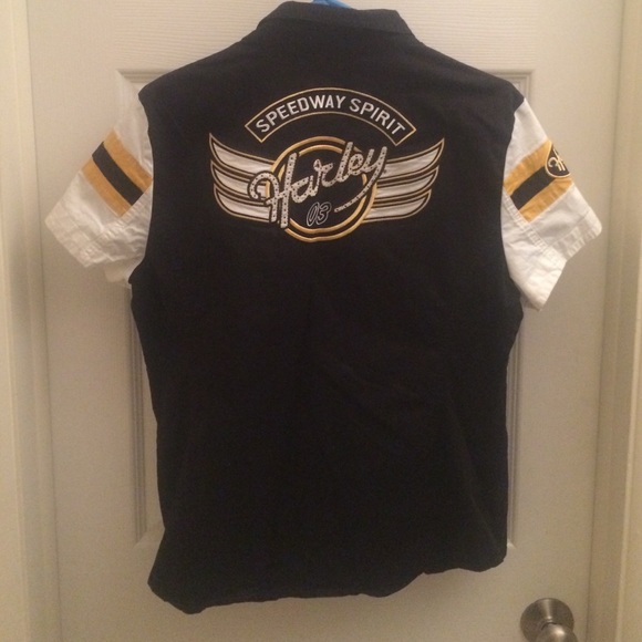 Ladies  harley Davidson 3/4 zip top