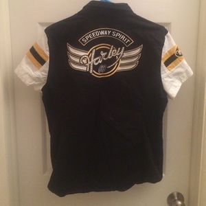 Ladies  harley Davidson 3/4 zip top