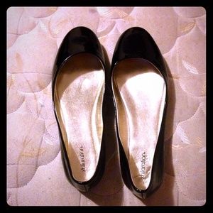Black Xhilaration Flats