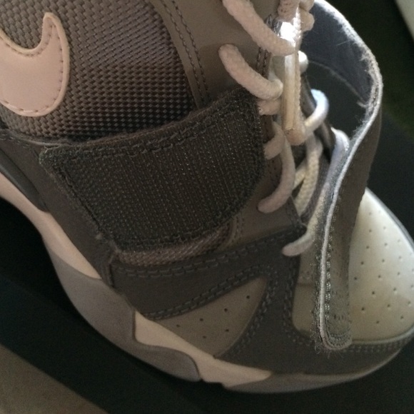 💯Air Force Nikes💯 - Picture 2 of 4