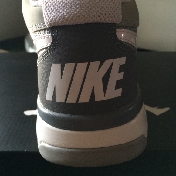 💯Air Force Nikes💯 - Picture 3 of 4